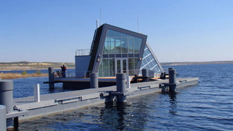 Das schwimmende Autartec-Freilichthaus